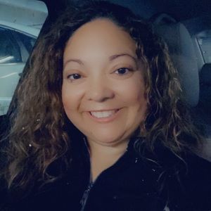 Meet your Posher, Monica